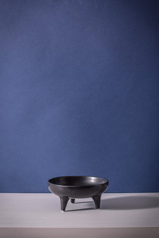 Small Tripod Bowl Matte Black
