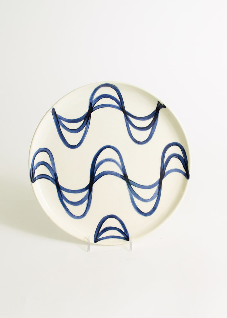 DT Dinner Plate with Waves Design in Blue